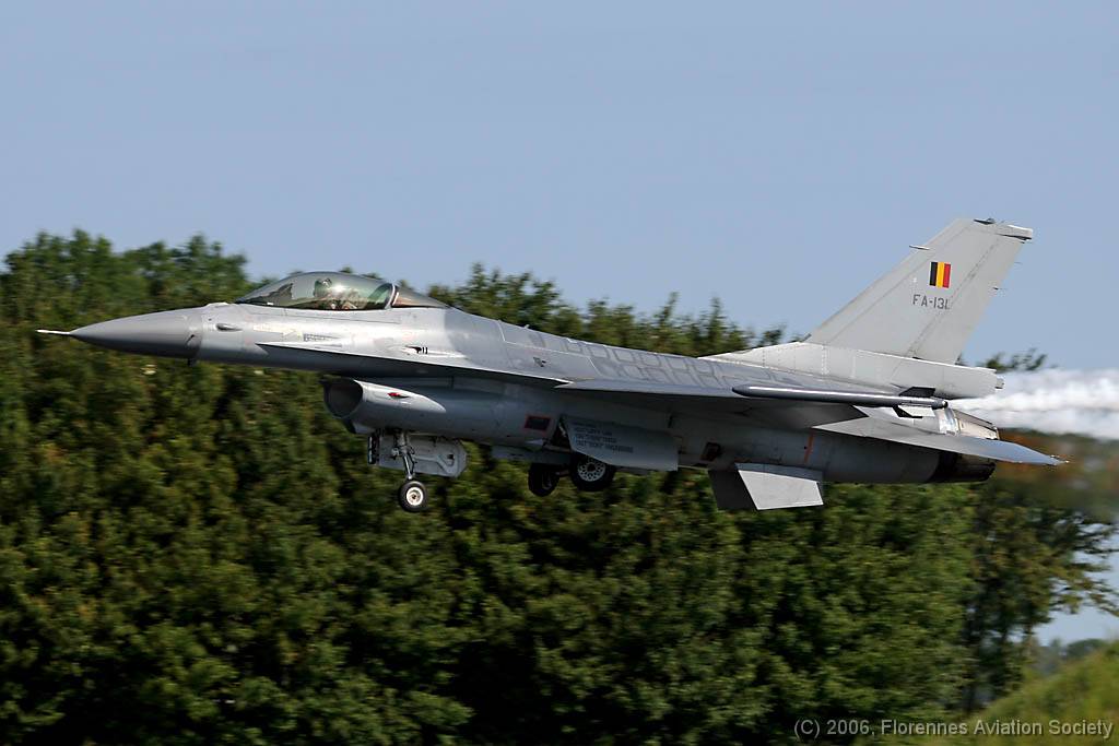 EHLW060617 F-16AM FA-131 01 GD Leeuwarden 17 June 2006 (C) Gilles Denis